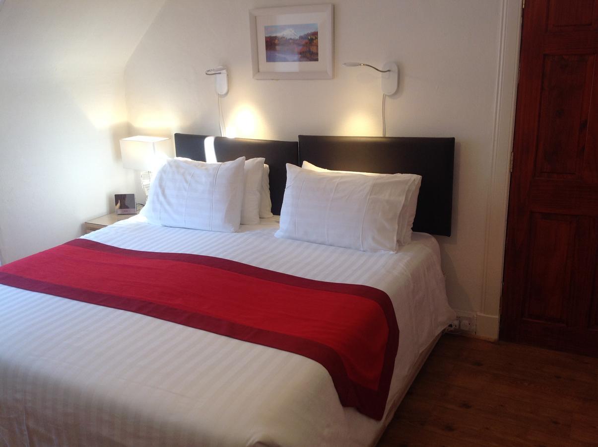 The Golden Larches Bed & Breakfast Lochearnhead Exterior photo