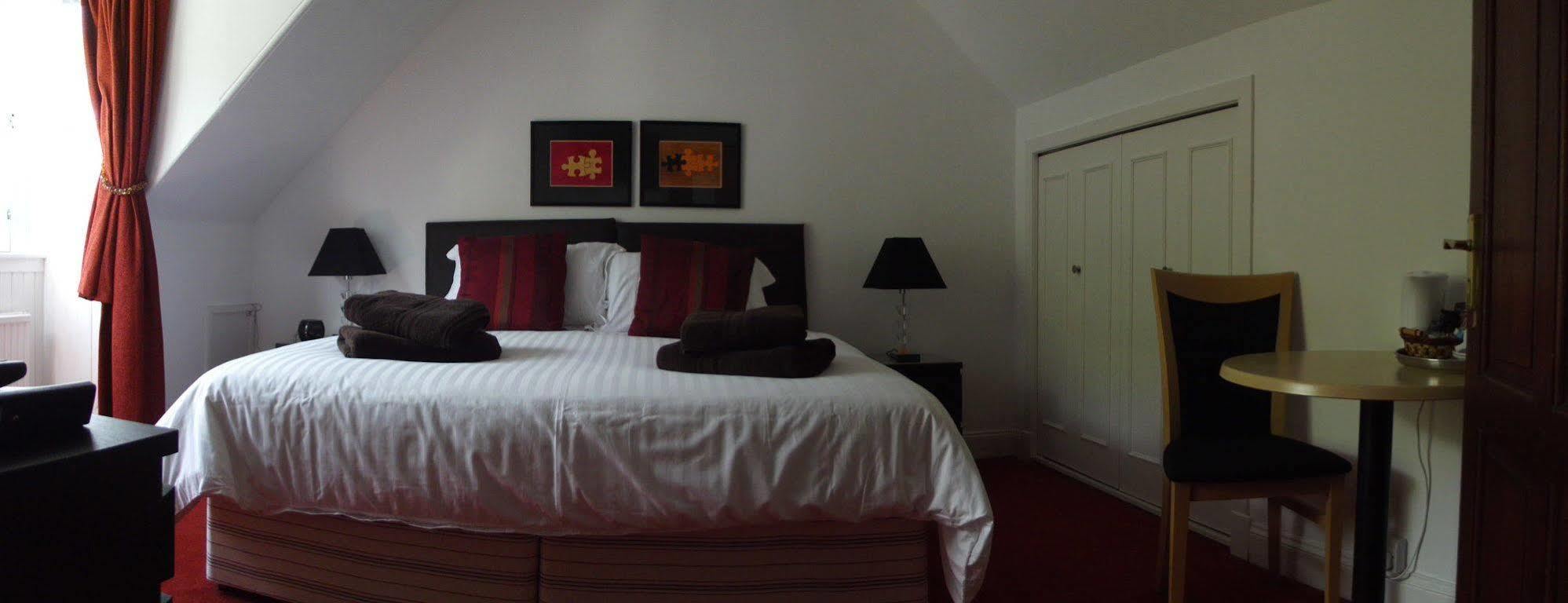The Golden Larches Bed & Breakfast Lochearnhead Exterior photo