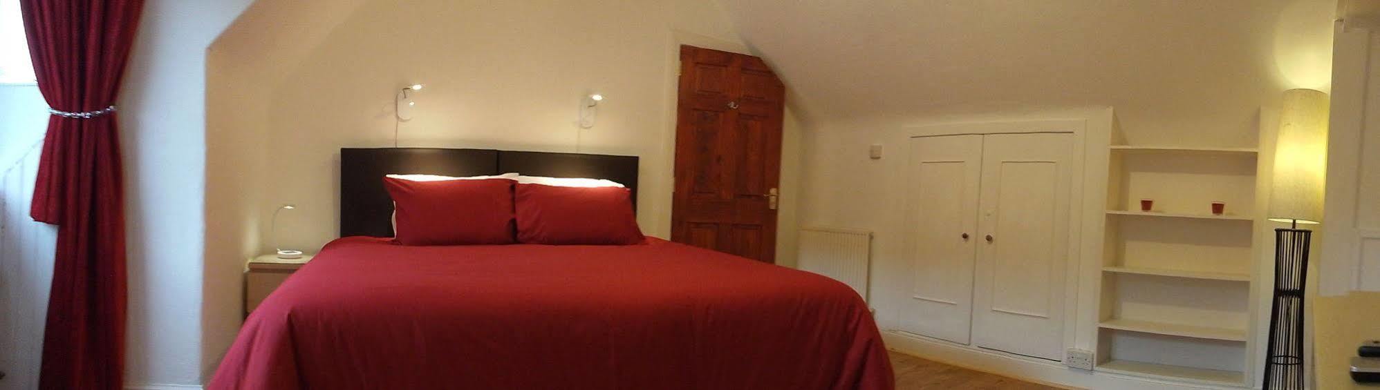 The Golden Larches Bed & Breakfast Lochearnhead Exterior photo